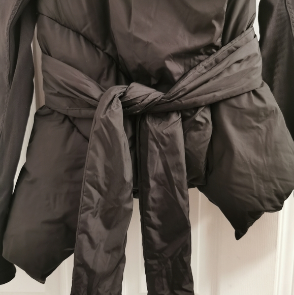 Rare Lululemon down to the studio jacket - Picture 11 of 14